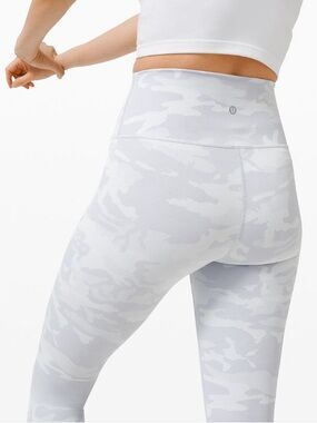 *new* Lululemon Wunder Under High-Rise Tight 25" * Incognito Camo Alpine White -